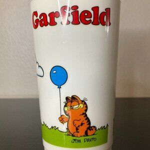 Vintage 70s Garfield Plastic 10oz Tumbler/Cup - 1978 Jim Davis Collectable